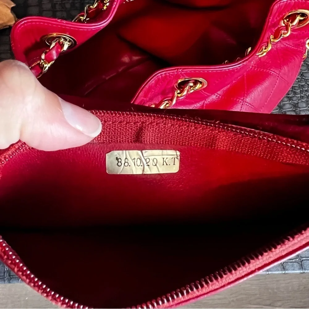 Chanel bicolore vintage lambskin chain shoulder bag. RARE - Picture 11 of 17